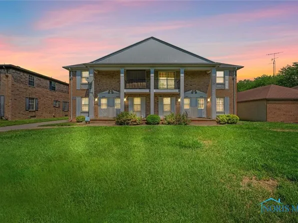 2403 Rockspring Rd, Toledo, OH 43614