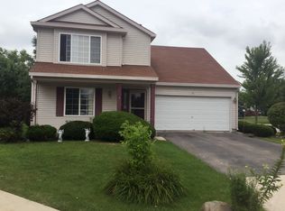 15 Millicent Ct, South Elgin, IL 60177