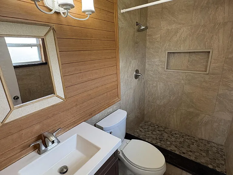 60 Barbados Dr — Photo 14