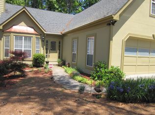 195 Riversong Dr, Alpharetta, GA 30022