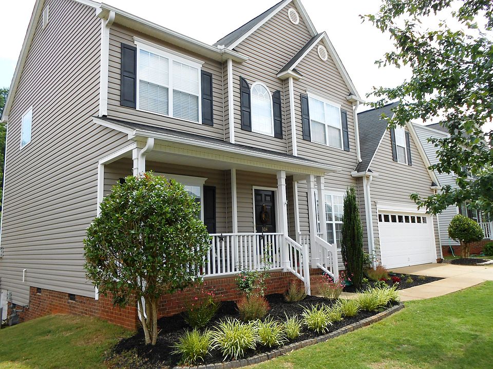 1st image of 304 Grimes Dr