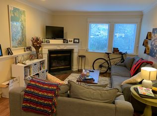 2127 N 59th St #B, Seattle, WA 98103