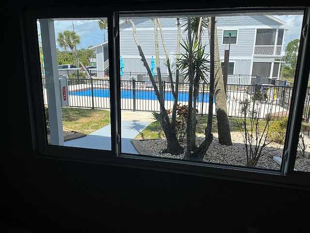 Excellent Location Walk OUT Pool Sundeck, Furniture, Unbrellas, FIRST FLOOR KEY LOCATION