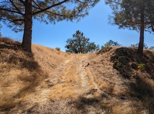 28451 Deertrail Dr, Tehachapi, CA 93561