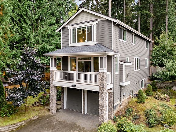 2nd image of 18915 16th Avenue NE