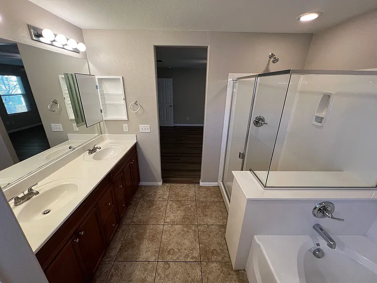 10626 Shiny Skies Dr — Photo 27