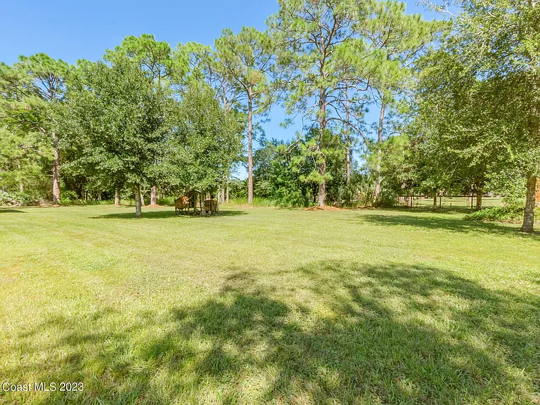 1639 Emmaus Rd NW — Photo 14