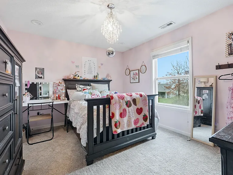 7621 Idlebrook Dr — Photo 23