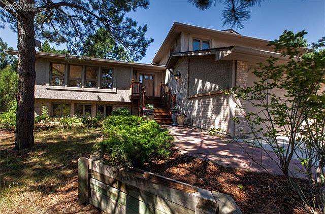 1st image of 815 Scottswood Dr