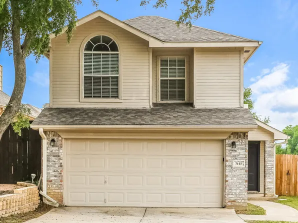 7445 Arbor Hill Dr, Fort Worth, TX 76120