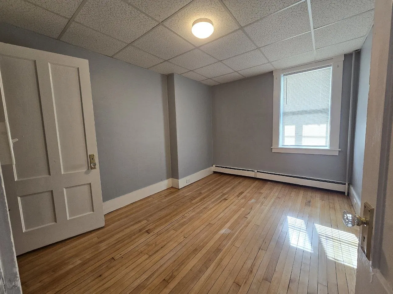 2 bed, 800 sqft, $2,100 — Photo 4