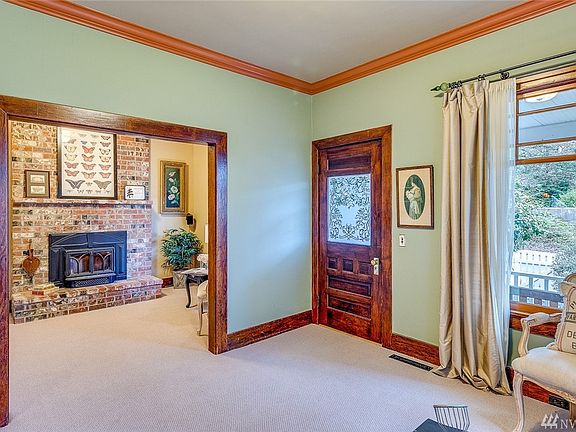 5th image of 317 Cave Ave NE