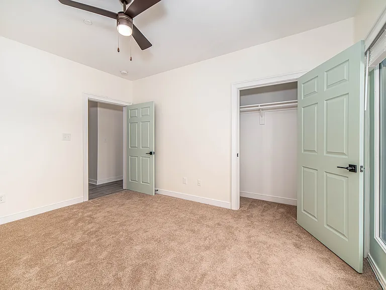 2221 Pretty Lake Ave — Photo 57