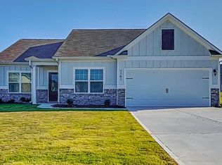 1141 Amadas Dr, Locust Grove, GA 30248
