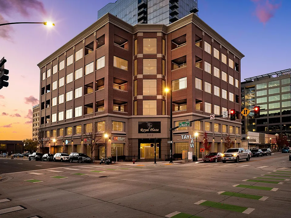 1112 W Main St #406