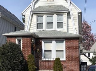 71-39 Manse St, Forest Hills, NY 11375