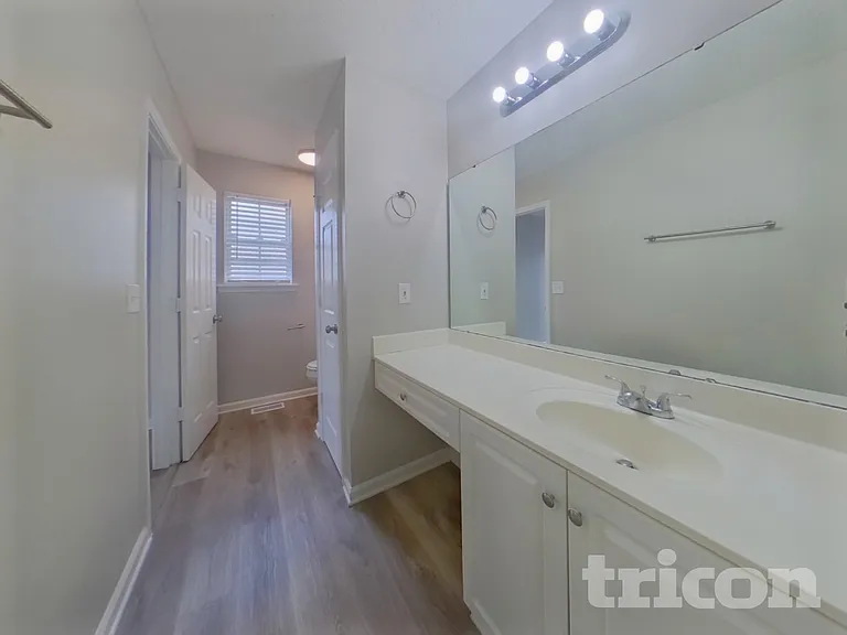 118 Saddlemount Ln — Photo 7