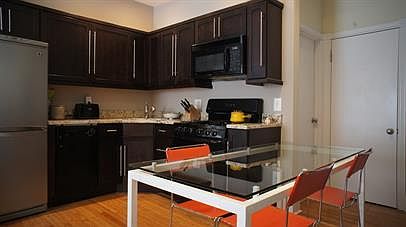 4th image of 238 S 13th St Unit 4-4-4