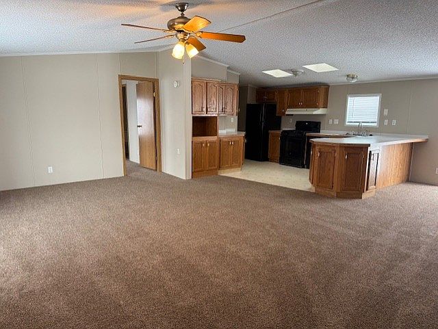 1st image of 402 Hunt Club Dr