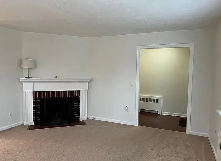 3 bed, 1232 sqft, $1,875 — Photo 4