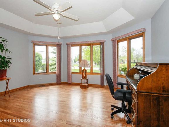4th image of 10804 Louetta Ln #5