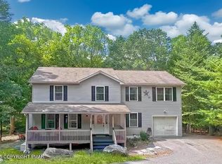 3114 Fairfax Ter, East Stroudsburg, PA 18301