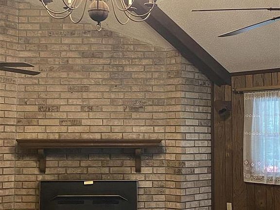 2nd image of 11845 Mockingbird Ln