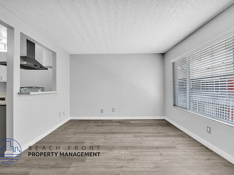1725 Lemon Ave. — Photo 21