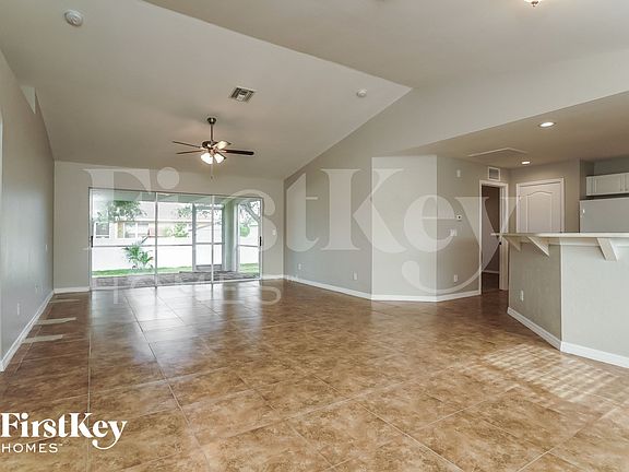 2nd image of 4116 NE 22nd Ave