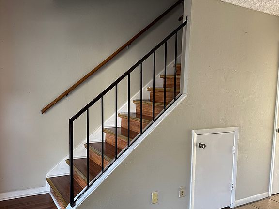 2nd image of 2305 N Johnson St APT B