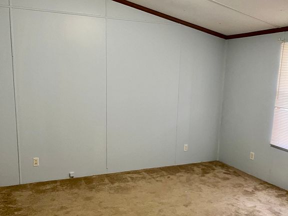 5th image of 516 Painter Creek Rd