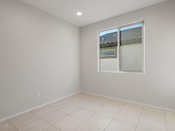 2nd image of 18716 N 268TH Avenue