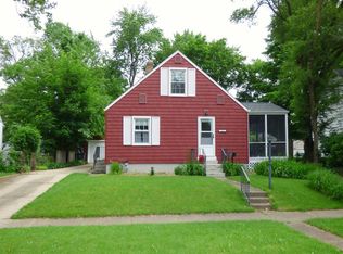 1413 Cedar St, South Bend, IN 46617
