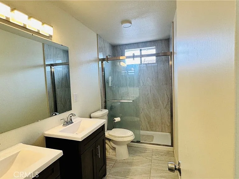 23624 Western Ave #B — Photo 5