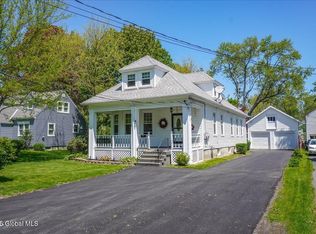10 Snowden Ave, Delmar, NY 12054