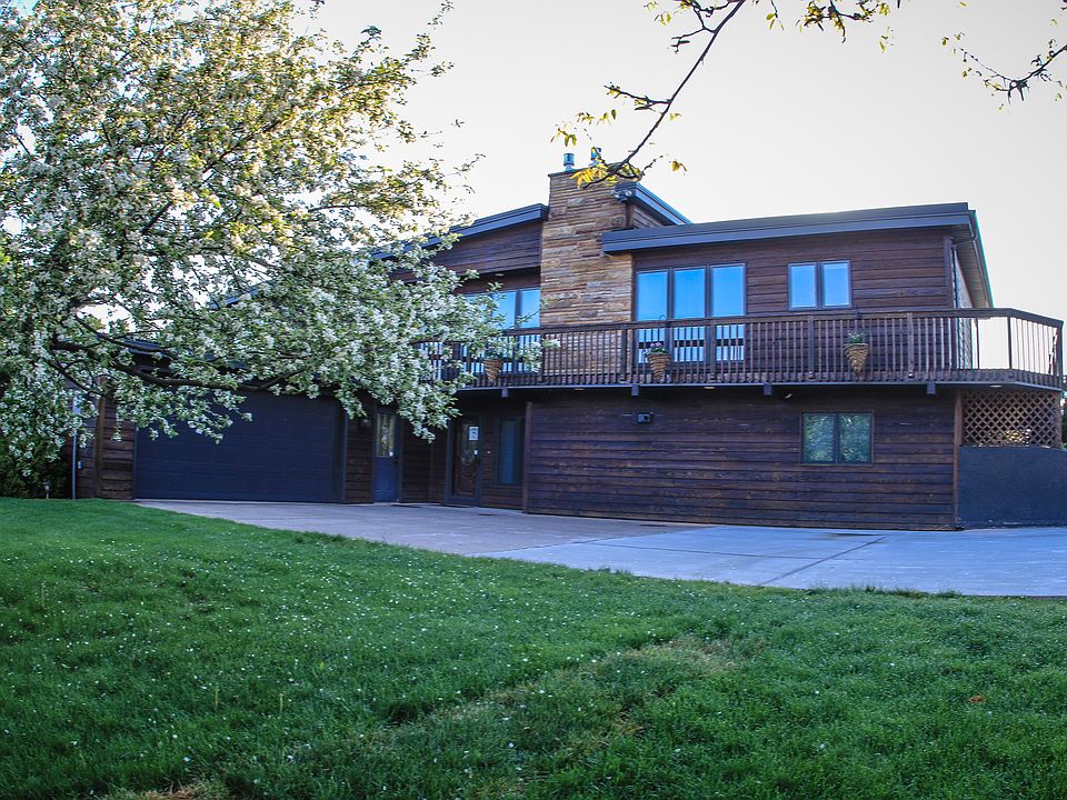 Captivating Home! (Front)