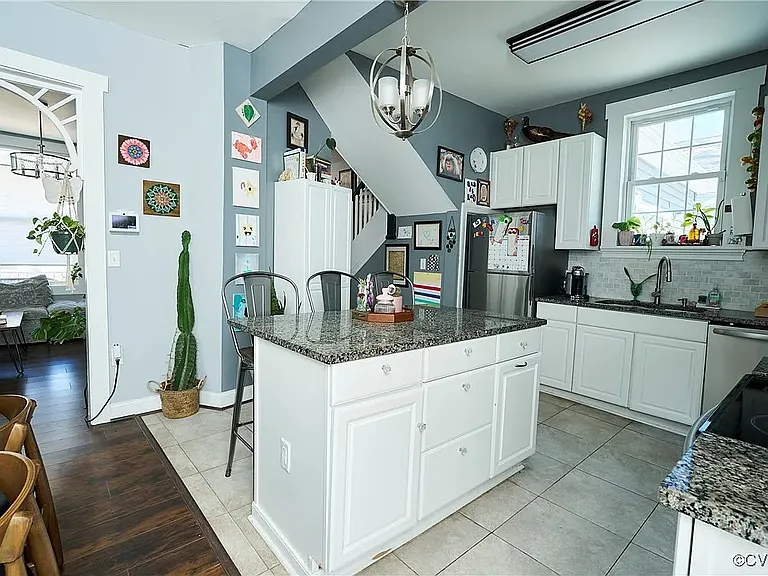 711 Arnold Ave — Photo 6