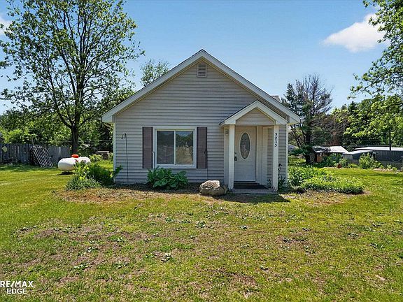 3rd image of 5233 Pratt Rd