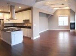 716 3rd St #204, Mukilteo, WA 98275