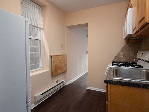 2nd image of 4831 Longshore Ave APT 1R
