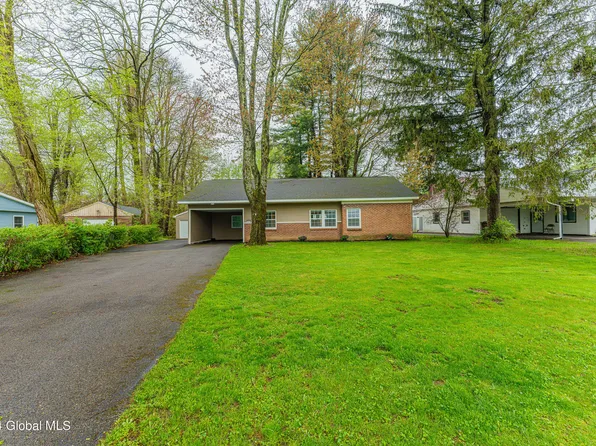 1011 Rose Avenue, Guilderland, NY 12303