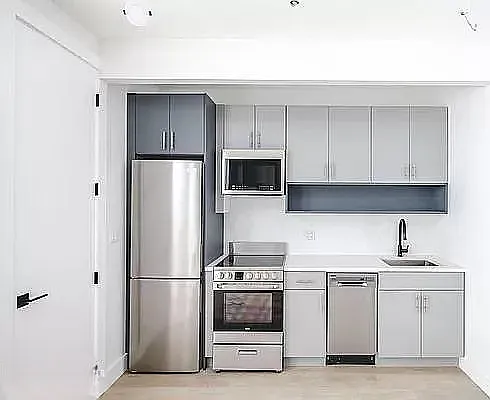 279 South 2nd Street — Photo 3