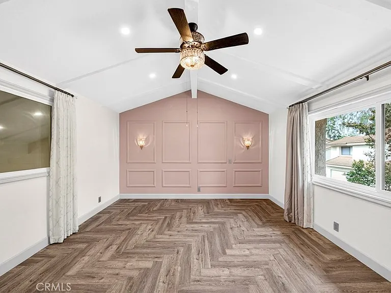 1034 Creekside Dr — Photo 22