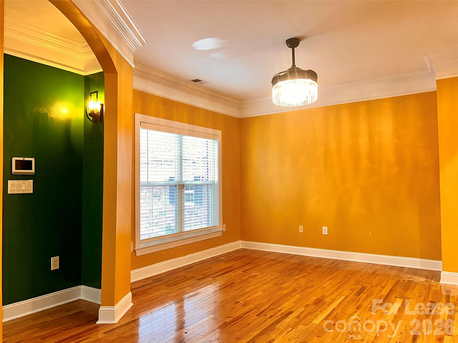 2 bed, 2.5 bath, 1258 sqft, $2,000 — Photo 4