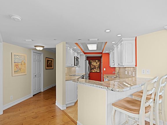 4th image of 3000 N Ocean Drive #15 C