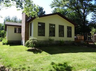 550 S Clymer St, Pentwater, MI 49449