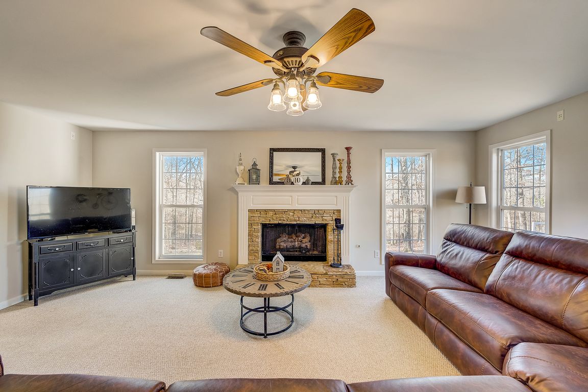 1122 Fieldstone Dr, Canton, GA 30114 Zillow