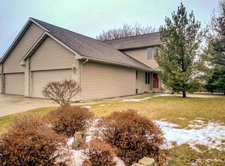 548 Rivendell Dr, Milton, WI 53563
