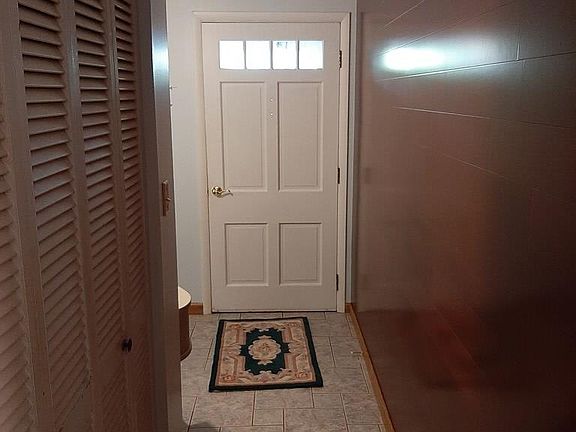 5th image of 1238 Wren Dr