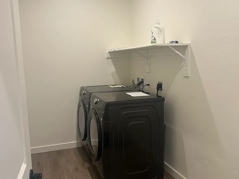 422 Jarrett Ave — Photo 12